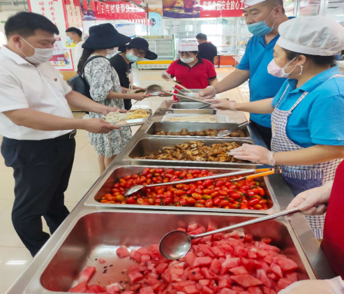 辽宁科技大学食堂图片